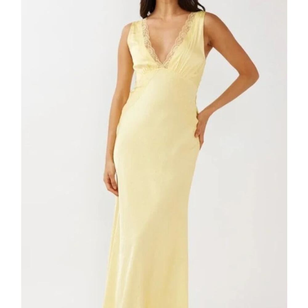 Selfie Leslie Yellow Maxi Dress Bridal Bridesmaid Satin Sleeveless V-Neck S NWT